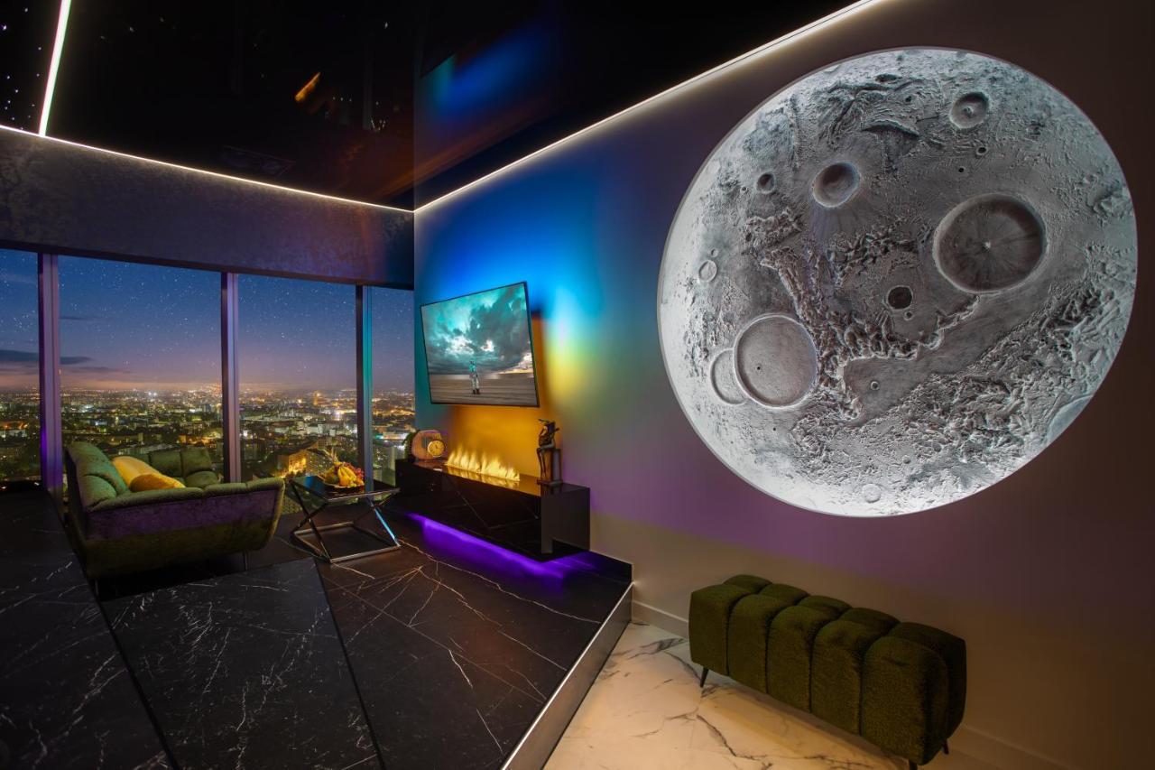 Apartamenty Sky Tower Z Jakuzzi Przy Oknie ヴロツワフ エクステリア 写真