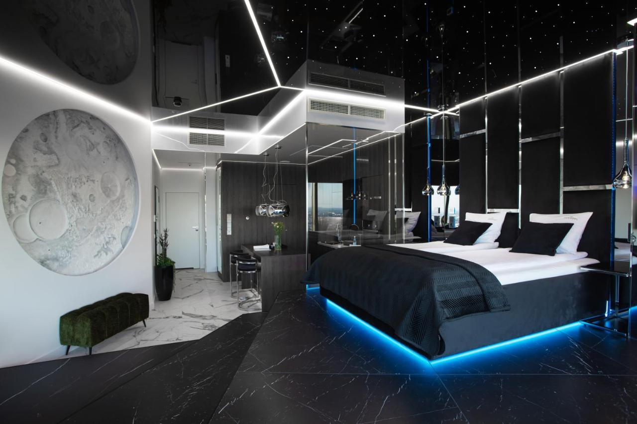 Apartamenty Sky Tower Z Jakuzzi Przy Oknie ヴロツワフ エクステリア 写真