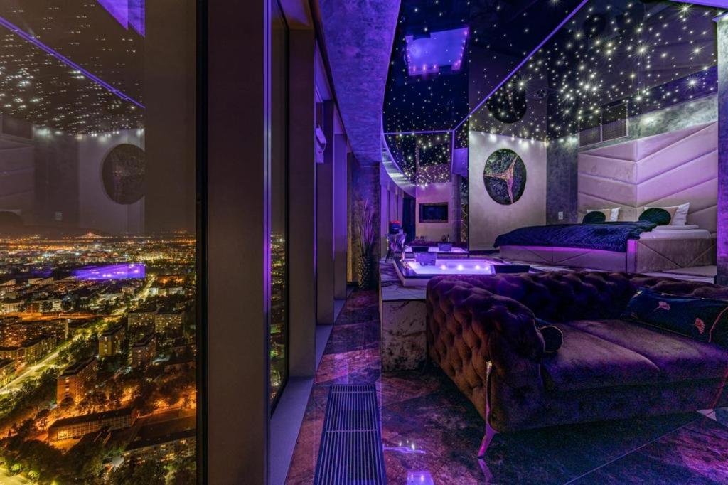 Apartamenty Sky Tower Z Jakuzzi Przy Oknie ヴロツワフ エクステリア 写真
